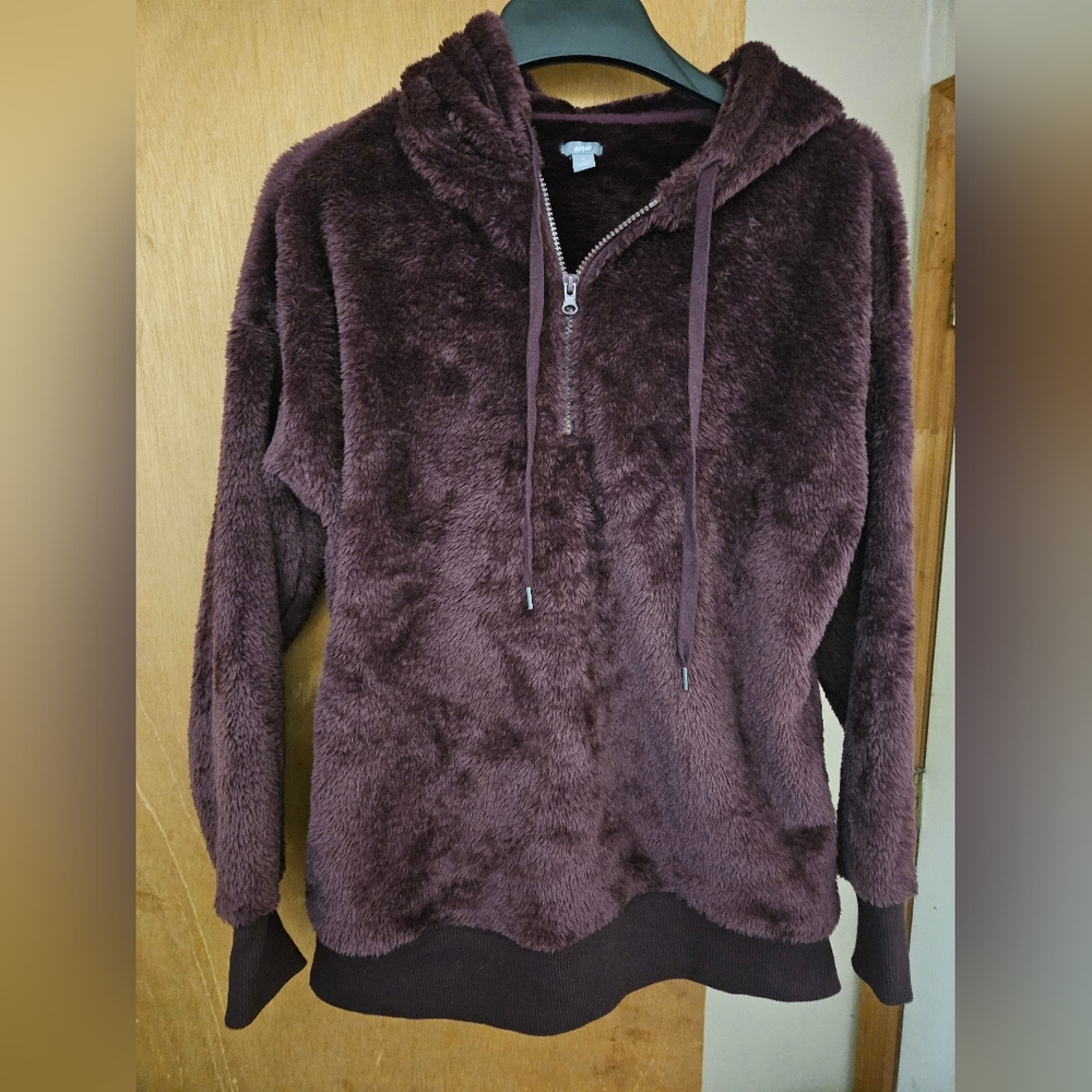 Aerie soft pullover w/ hood